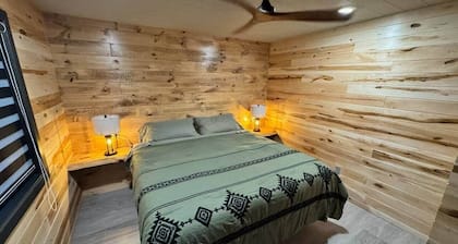 Couples Wilderness Suite