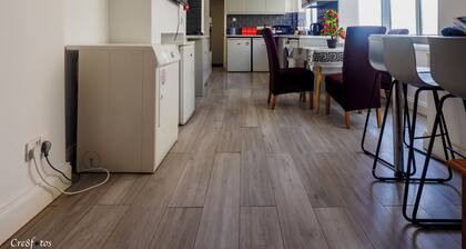 WoodHus Lodge Large Double Room 3