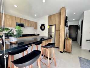 Fridge, microwave, stovetop, coffee/tea maker - Bonito departamento cerca de la playa By GPS (Mazatlán)