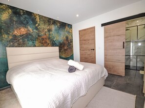 3 Schlafzimmer, Bügeleisen/Bügelbrett, WLAN