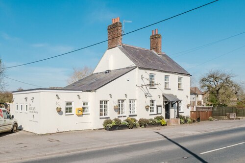Private Room Above The Silks Pub (Room 1)