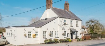 Private Room Above The Silks Pub (Room 1)