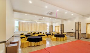 Banquet hall - Hotel Ashoka Imperial (Nagpur)