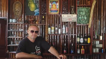 Bar (en la propiedad)