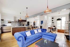Smart TV, offices