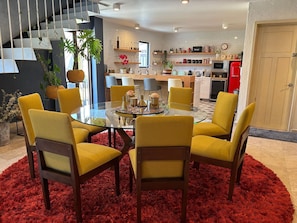 Apartment | Dining - Departamento Miles Davis (Val'Quirico)