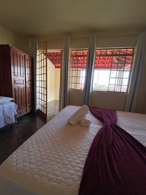 1 bedroom, WiFi, bed sheets - Luxury Suite with Jacuzzi and Panoramic View - 401 (Diamantina)