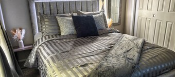 LED Lighting Reclining Sofas - Cozy 3 Bedroom Home In Jacksonville fl