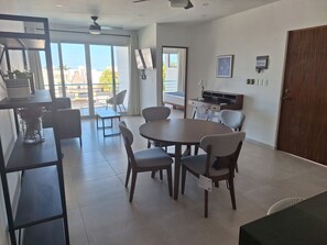 Dining - 2. Precioso lugar a pasos del Mar. (progreso)