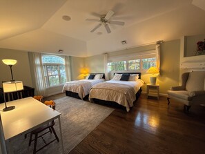 6 bedrooms, iron/ironing board, travel cot, free WiFi