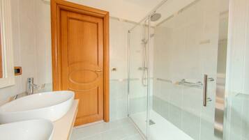 Asciugacapelli, asciugamani