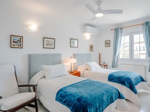 3 Schlafzimmer, Schreibtisch, Internetzugang