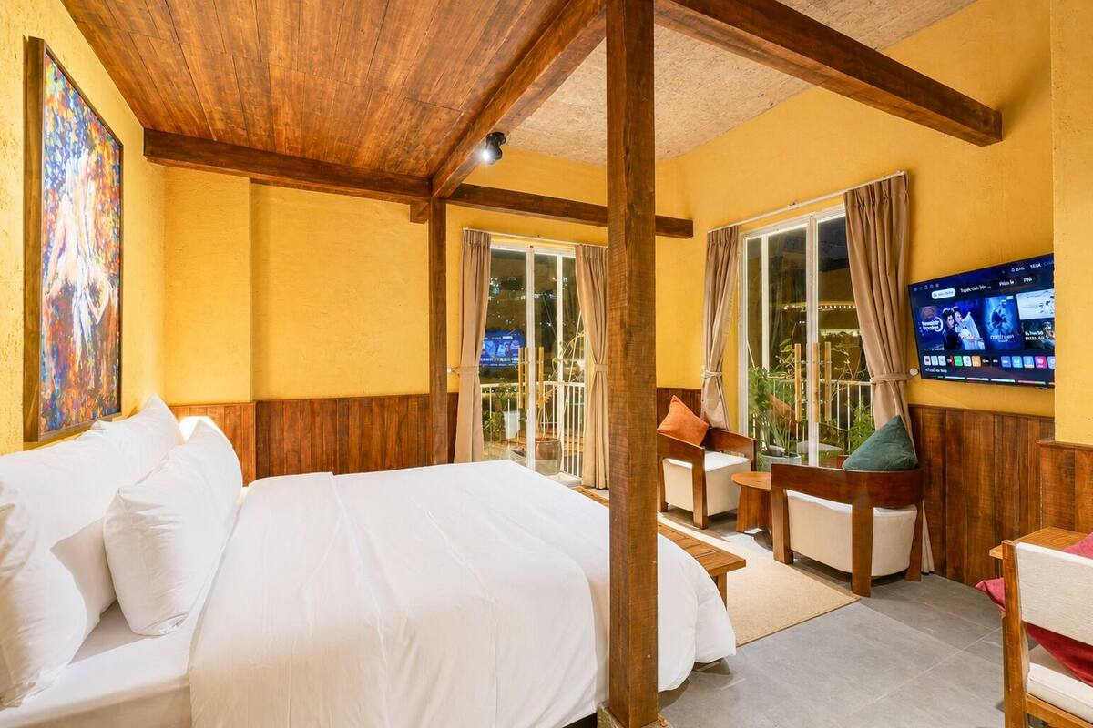 Deluxe Double Room With Valley View