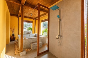 Signature Suite With Valley View | Bathroom | Free toiletries, hair dryer, slippers, bidet - Nexus House An Son Da Lat (Da Lat)