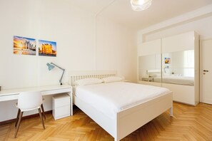 2 bedrooms, iron/ironing board, free WiFi, bed sheets - Letizia5 Sweet and cozy apartment by Hospity (Milano)