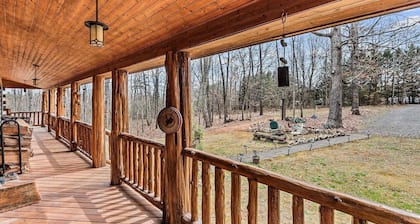 Breathe deep, stay cozy — spacious log cabin living on 30 acres in Aroda, VA