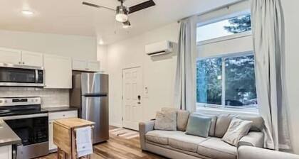 1Bd close to Nike, Intel & Train