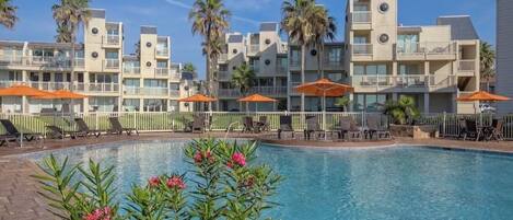 Piscine extérieure, piscine chauffée