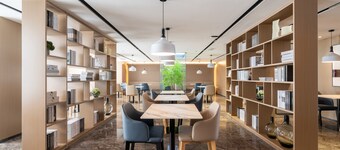 World Hote tengzhou Municipal Government