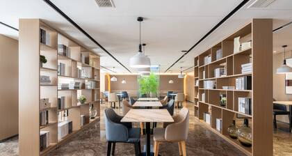 World Hote tengzhou Municipal Government