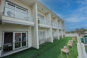 Balcony - Hotel Mukut Mani Govardhan (Mathura)