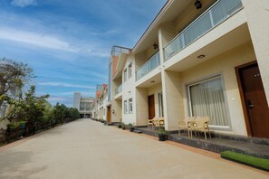 Exterior - Hotel Mukut Mani Govardhan (Mathura)