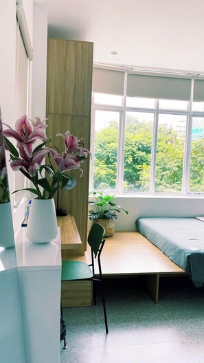 Deluxe Room | View from room - Papaya Hotel & Café 2 (Ho Chi Minh City)