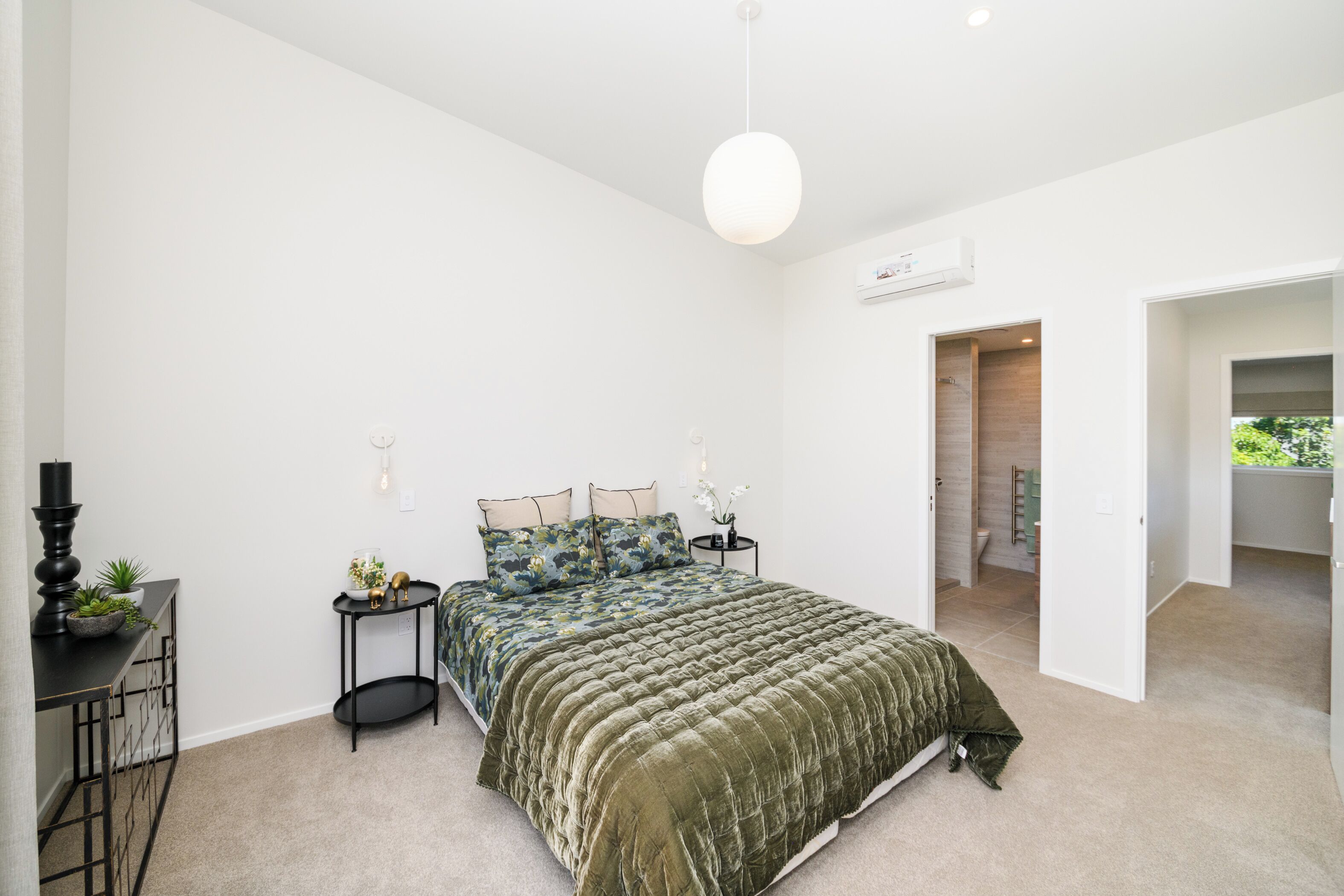 3 soverom, strykejern/-brett, wi-fi og sengetøy