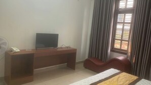 Standard Room | Free WiFi - Tung Duong Motel HN -BAYLUXURY (Hanoi)