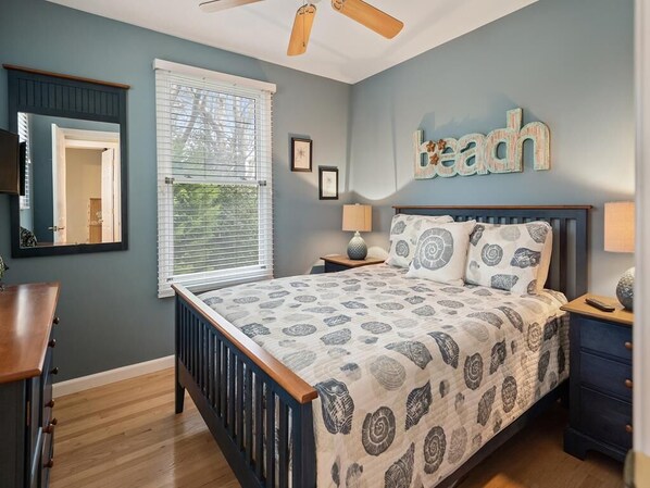 7 bedrooms, iron/ironing board, free WiFi, bed sheets