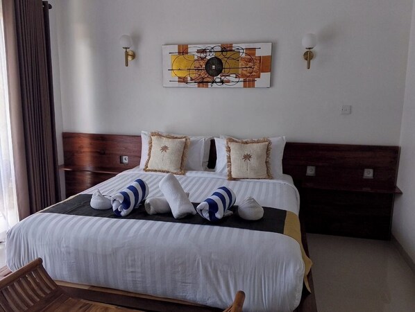 3 bedrooms, WiFi, bed sheets