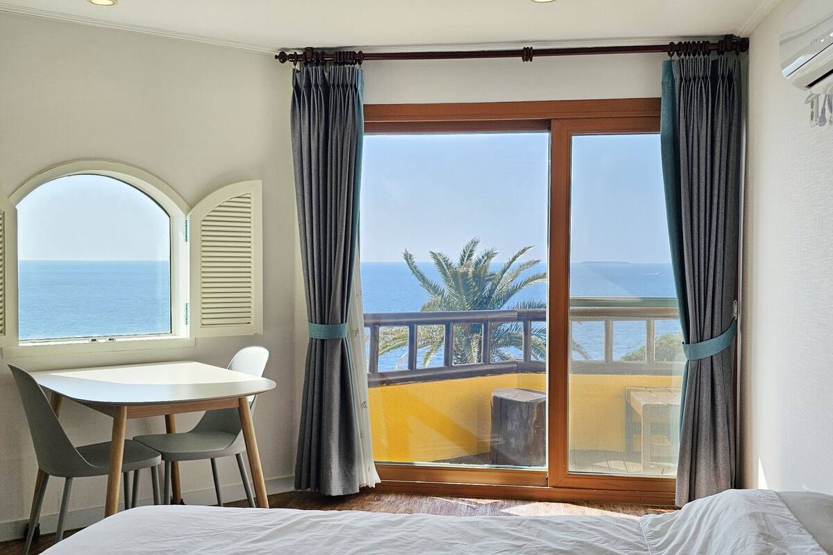 15PY Ocean Couple Room | AccĂšs au Wi-Fi (inclus)