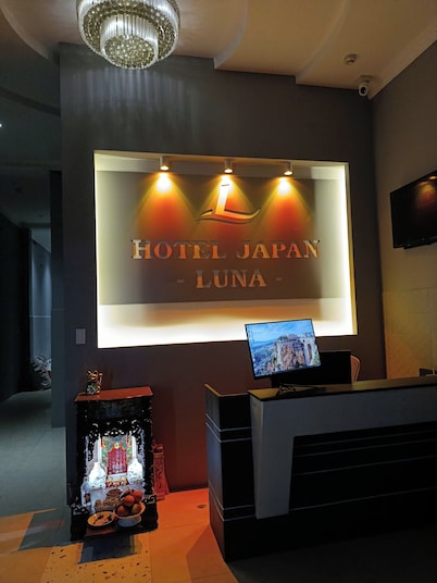 Japan Luna Hotel Binh Duong -BAYLUXURY
