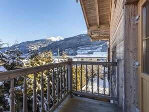 Property grounds - Apartment combination in Bramberg with balcony (Bramberg am Wildkogel)