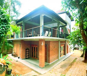 Exterior - Kandy Brick Bungalow (Kandy)