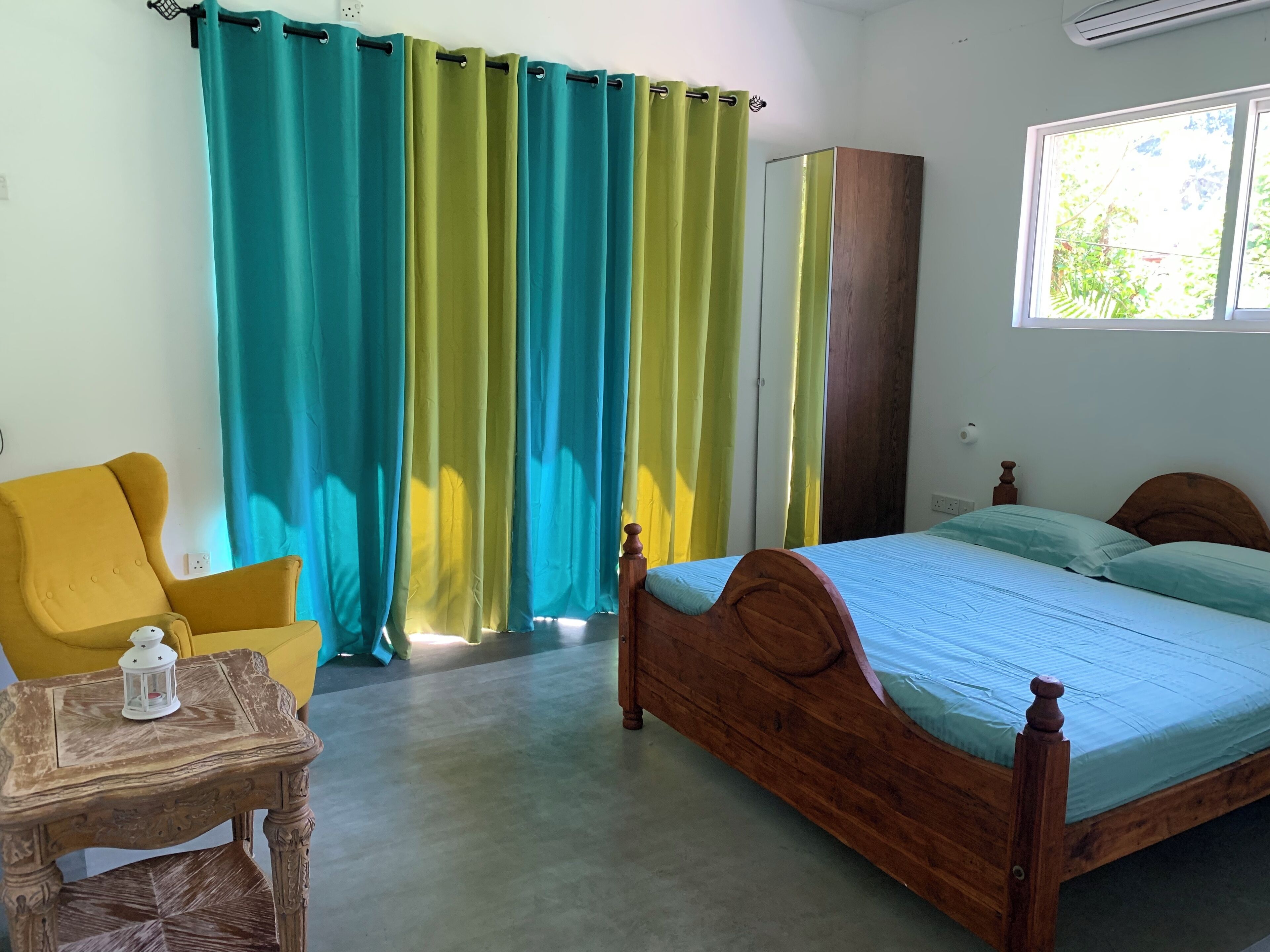 2 多间卧室、WiFi