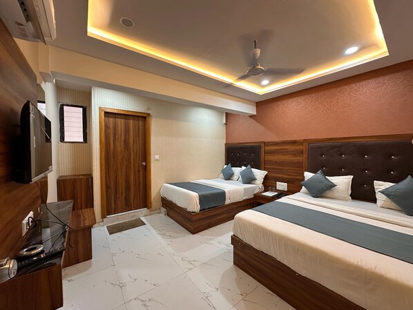 Family Room | Free WiFi