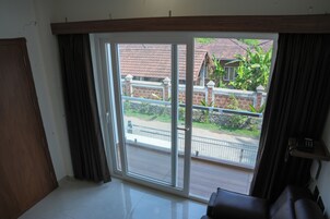 Apartamento elite | Área de estar | TV