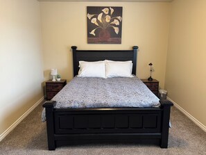 4 bedrooms, free WiFi, bed sheets