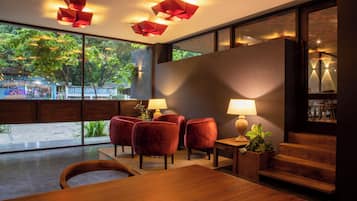 Quầy tiếp tân