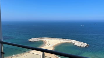 Signature Double Room, Non Smoking, Ocean View | Terrace/patio