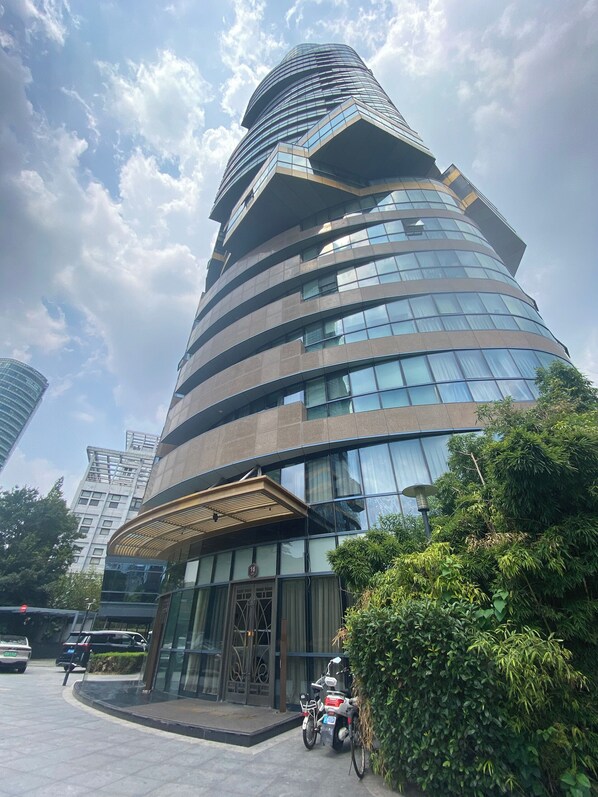 Exterior - Tyms 3BR 2BA Apt Gubei High View Line10 (Shanghai)