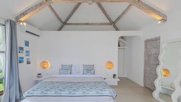 3 bedrooms, iron/ironing board, free WiFi