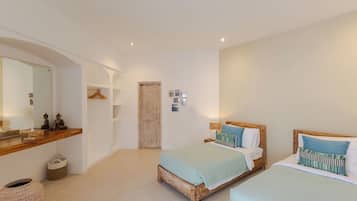 3 bedrooms, iron/ironing board, free WiFi