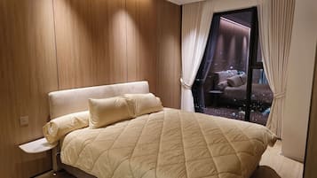 2 chambres, fer et planche à repasser, Wi-Fi, draps fournis