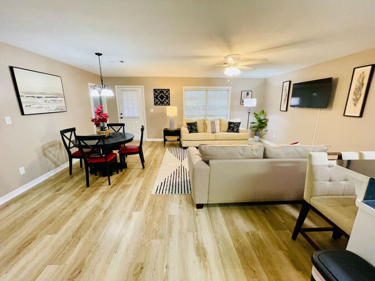 Eastgate 13a Cozy Family Retreat Close To Downtown Hammond - Hammond, LA