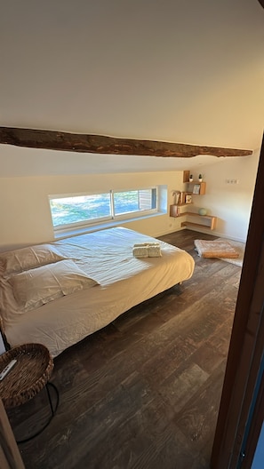 4 bedrooms, WiFi, bed sheets - Our favorite house-Pont Caffino-Pretty farmhouse in the middle of the Nantes vineyards (Maisdon-sur-Sèvre)