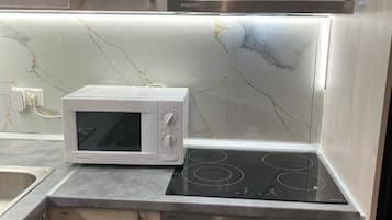 Microwave, coffee/tea maker