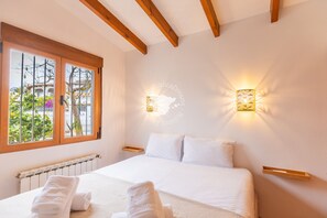 3 chambres, Wi-Fi gratuit, draps fournis