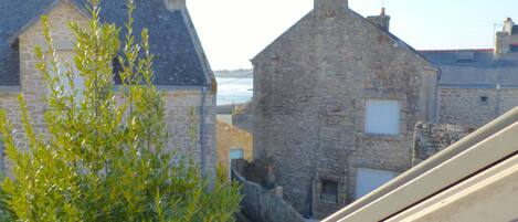 الإطلالة من المنشأة